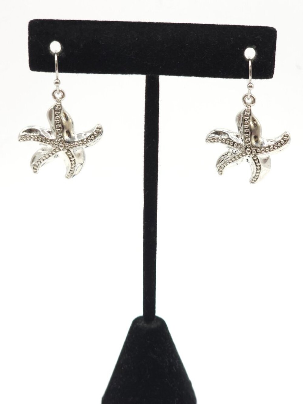 Starfish Dangle Earrings With Silver-Tone Finish And Textured Details - Picture 2 of 8